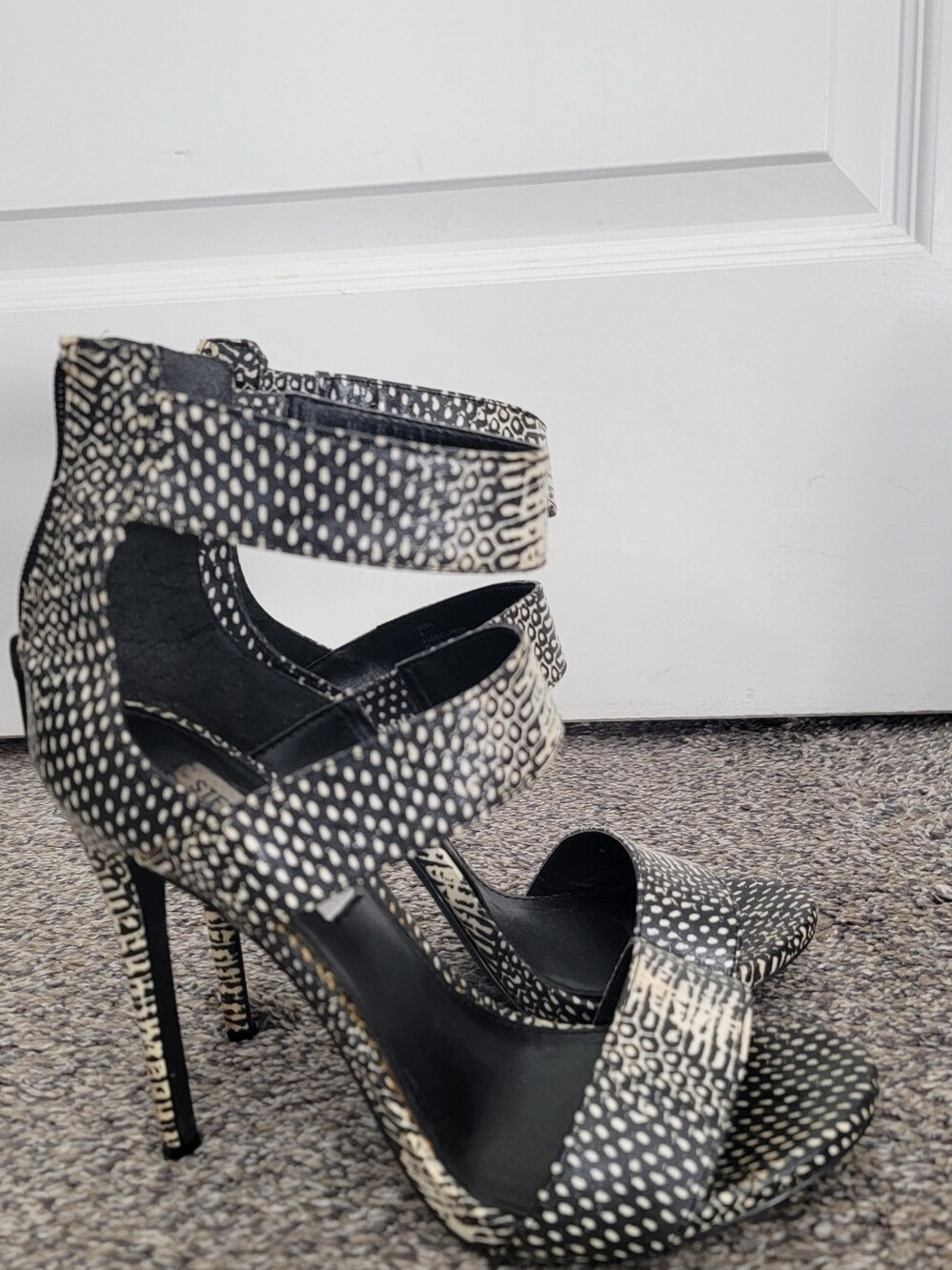Steve Madden Black and White Speckled Strappy Stiletto Heels